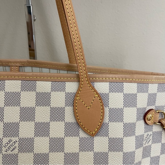Louis Vuitton Neverfull MM Damier Azur - Picture 2 of 16